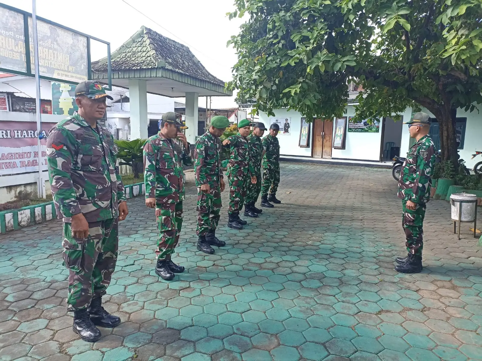 Danramil Pimpin Pengarahan Rutin, Tekankan Disiplin dan Sinergi Babinsa