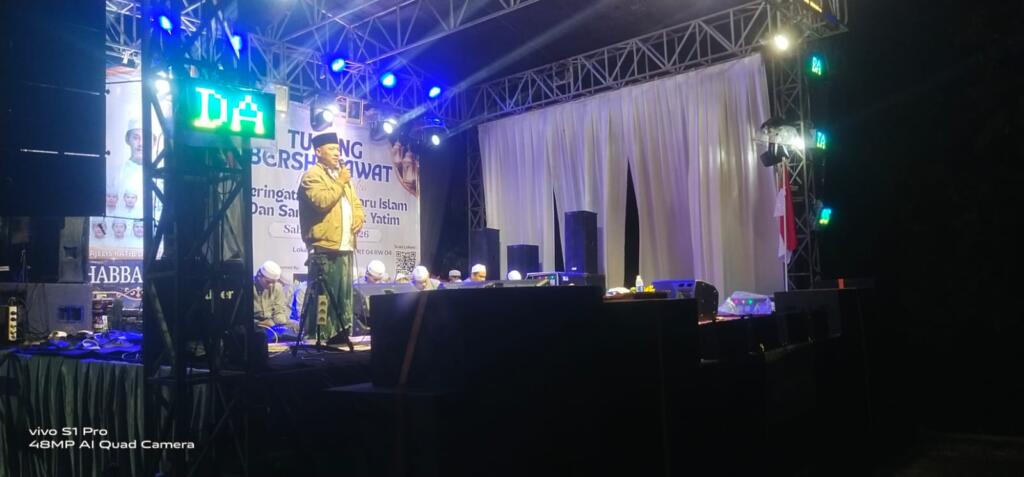 Bulan Muharam, Ratusan Warga Dusun Tugung Gelar Sholawat Bersama dan Santuni Anak Yatim