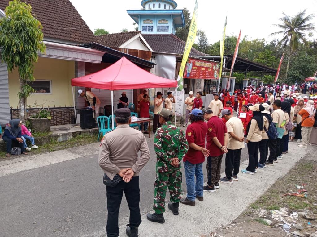 Semangat Merah Putih Di Aspal Songgon: Ribuan Langkah Kecil Rayakan Kemerdekaan RI Ke-81