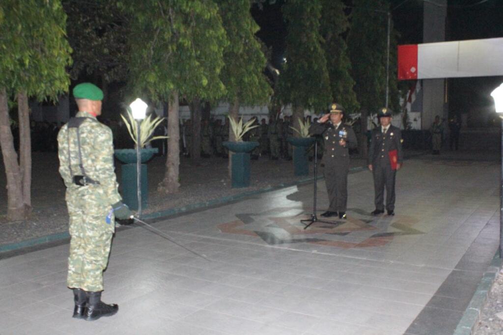 Dandim 0825/Banyuwangi Pimpin AKRS, Heningkan Suasana Taman Makam Pahlawan Wisma Raga Satria